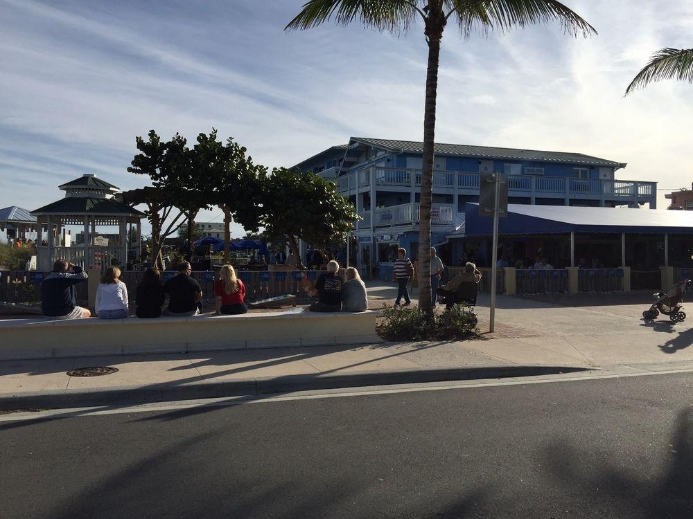 Rhumcay Beach Resort And Grille Fort Pierce Exterior photo