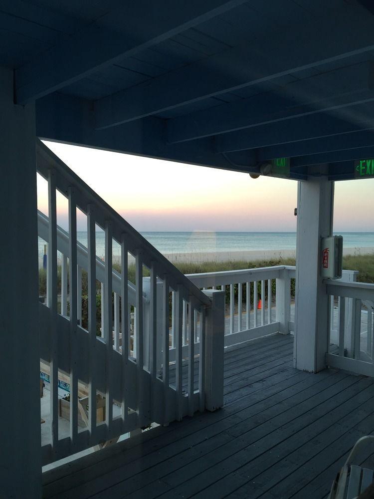 Rhumcay Beach Resort And Grille Fort Pierce Exterior photo