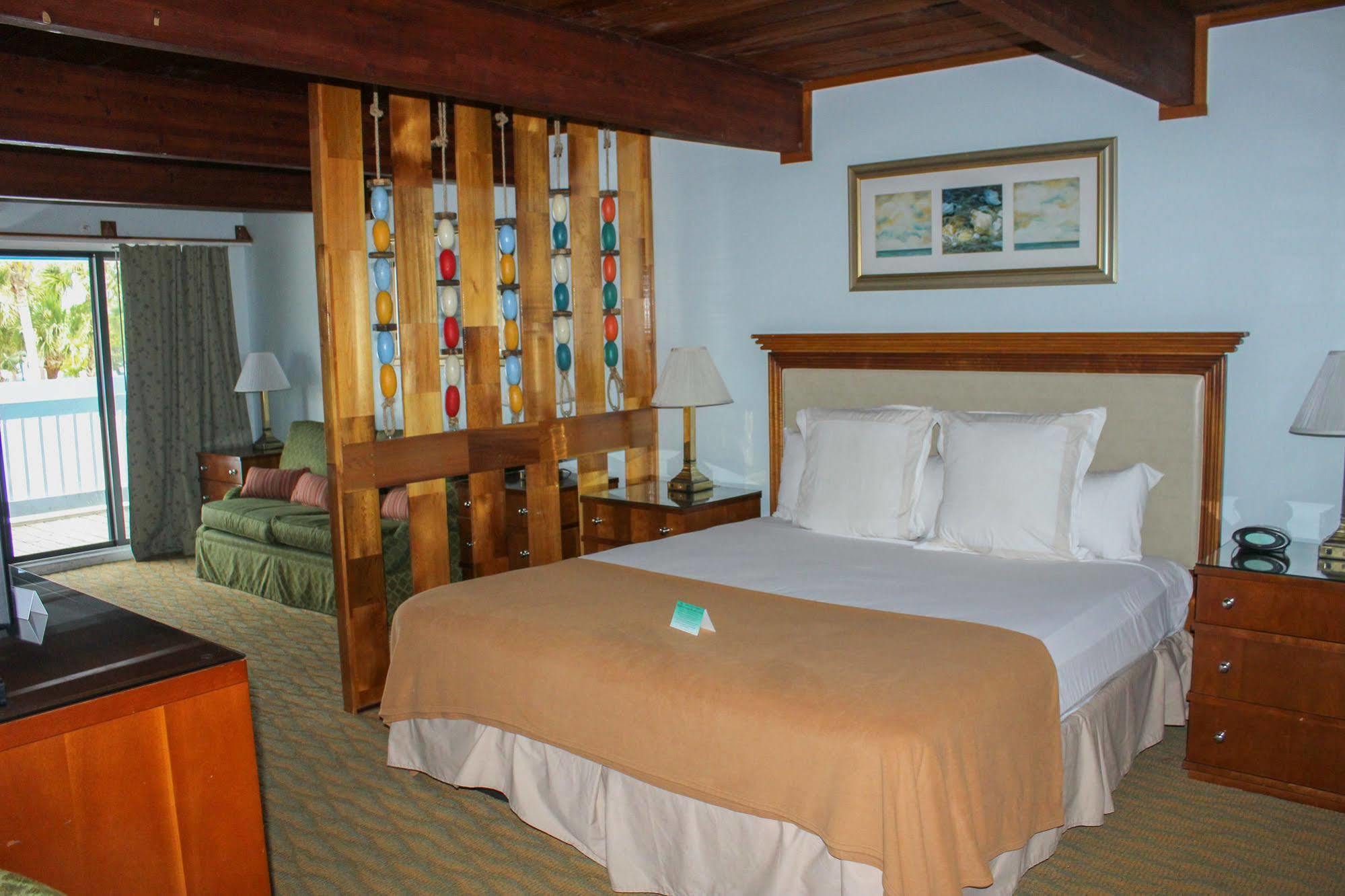 Rhumcay Beach Resort And Grille Fort Pierce Exterior photo